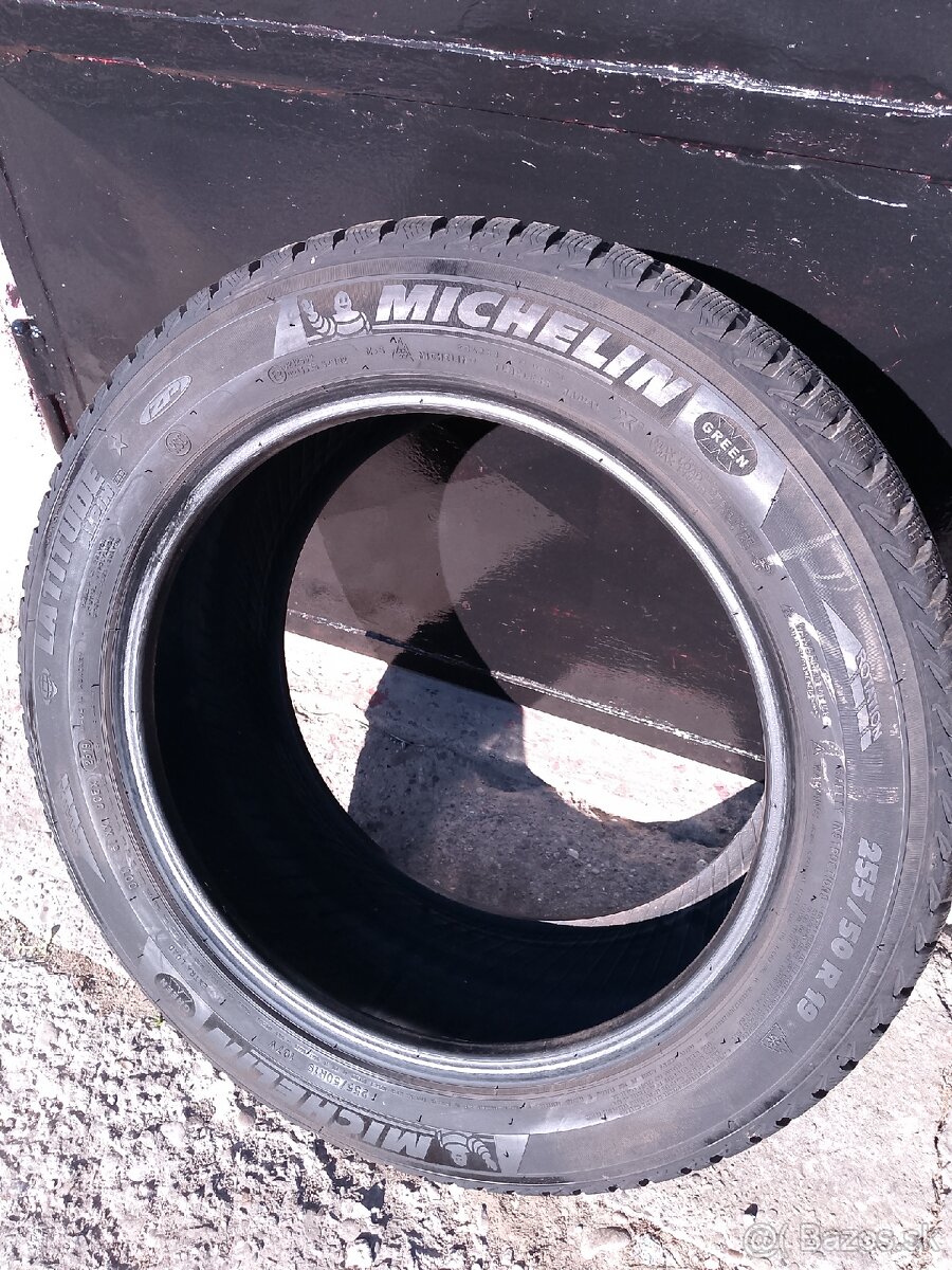 Michelin Latitude 255/50/19