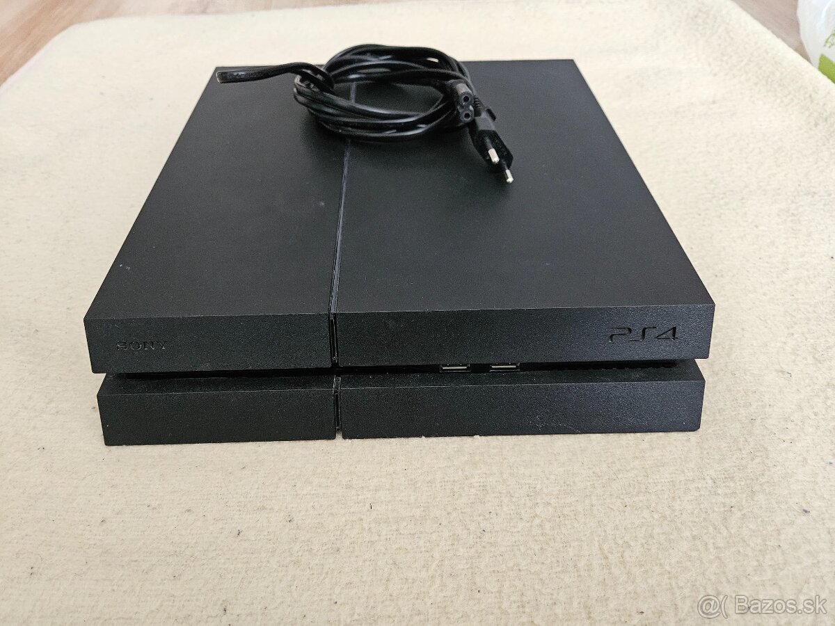 Playstation 4, 1TB,model CUH-1216B