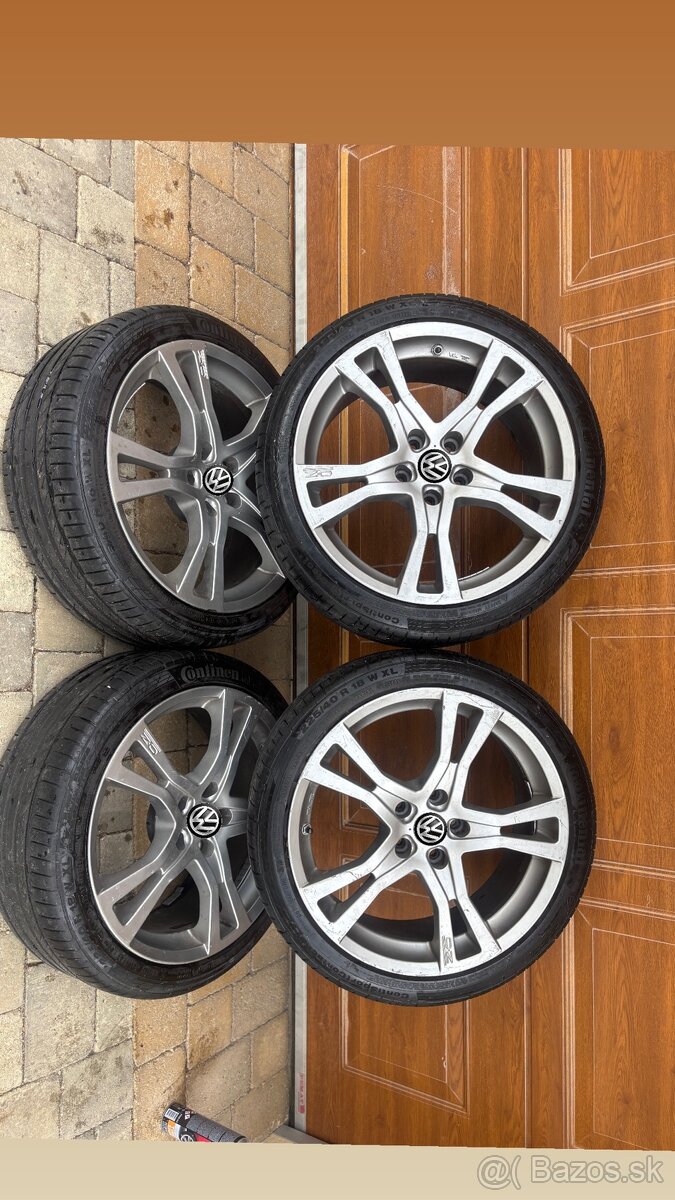225/40 R18 Elektrony OZ RACING