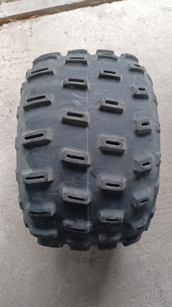 Predám .... nové zadné pneu ATV 20x10x9