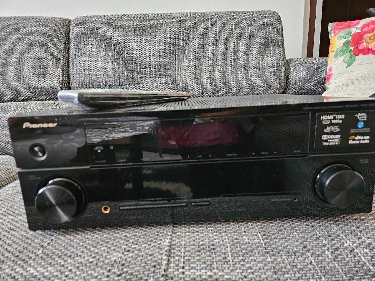 PIONEER RECEIVER VSX-520