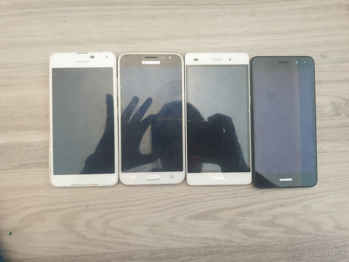 Funkčné staré mobily
