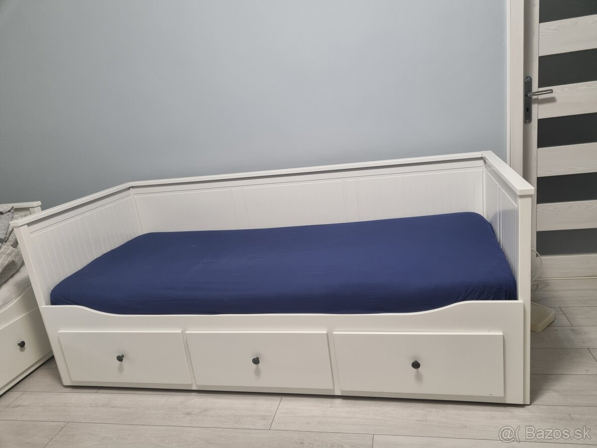 Rozkladacia postel Hemnes s madracom
