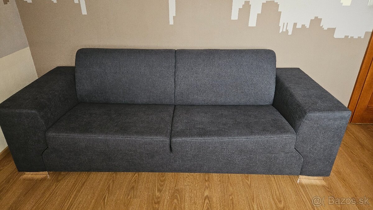 Rozkladacia sedačka zánovná šedá