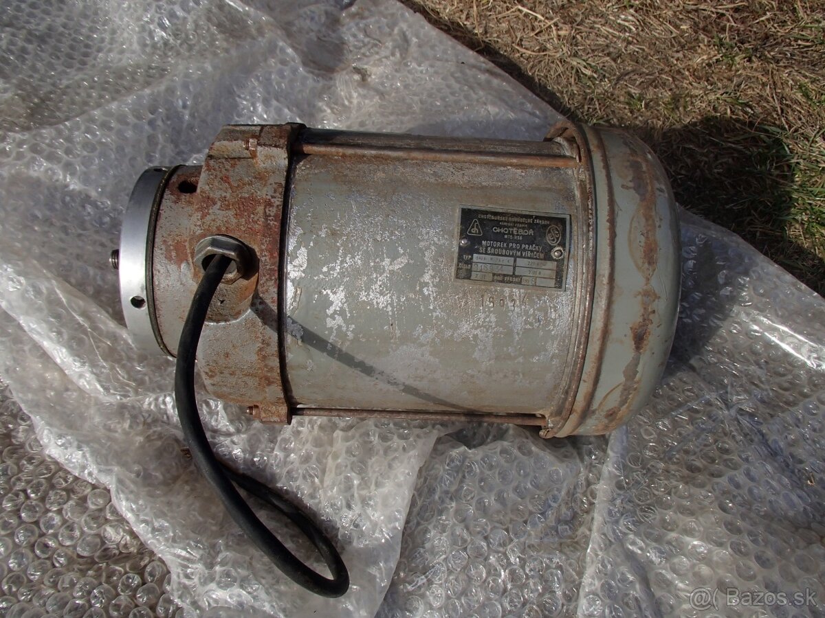 Predám elektromotor 220 V , 3 A