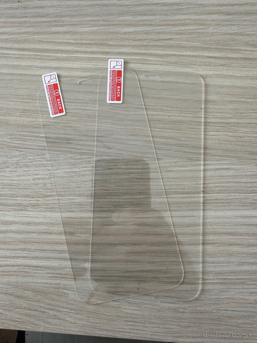 Predám ochranné sklá na iPhone 12