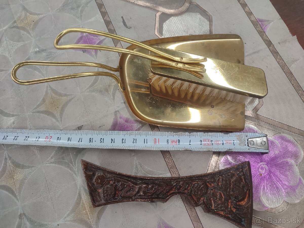 Valaška, lopatka s metličkou 25€ kus