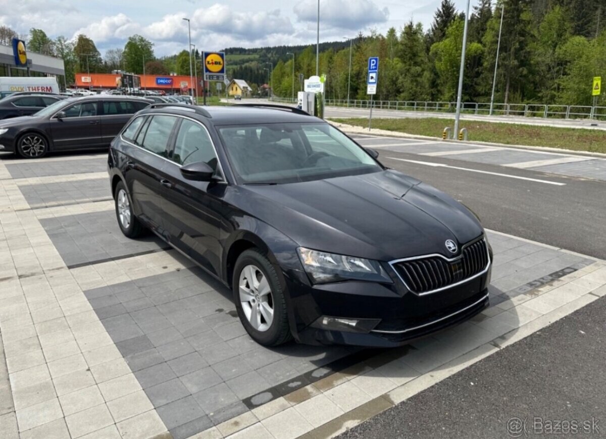 Prenájom Škoda Superb