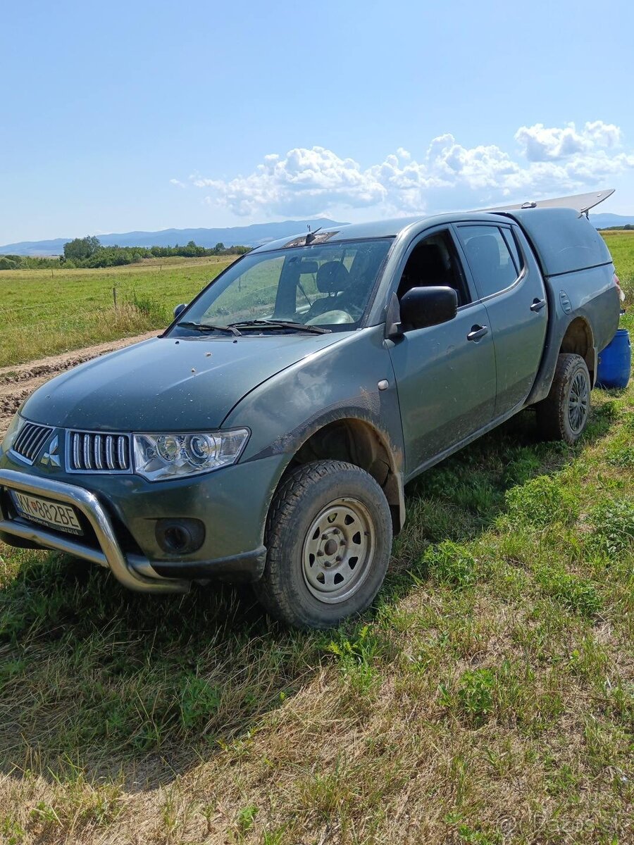 L 200