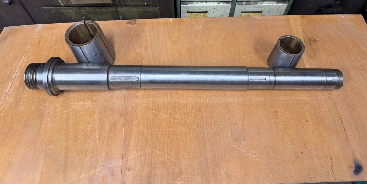 Hriadel vretena na sustruh sv 18 r