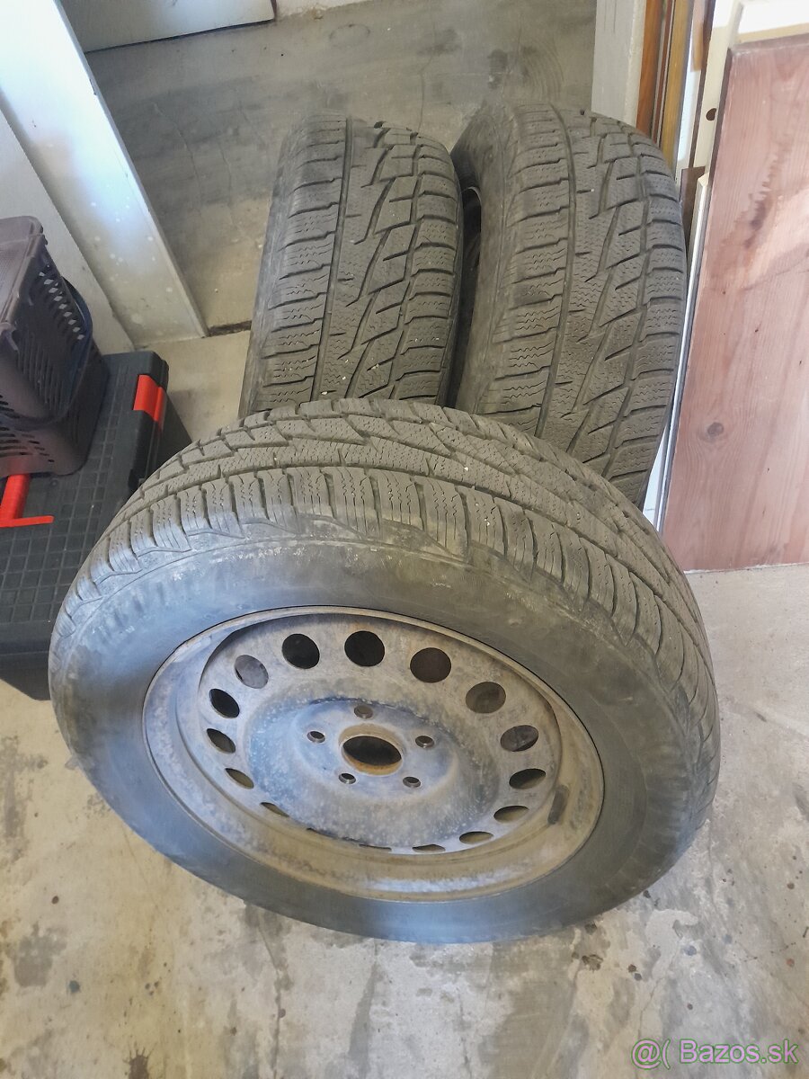 Plechové disky + zimné pneu na Suzuki SX4