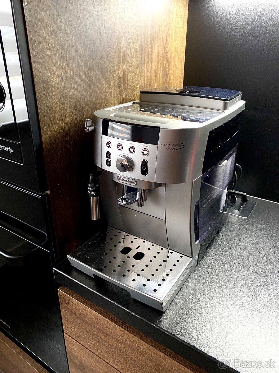 Delonghi Magnifica S