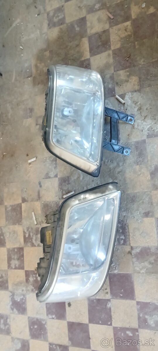 Svetla vw transporter multivan