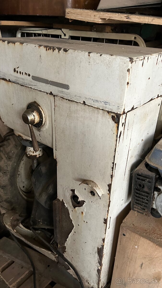 Predám kuchynský robot