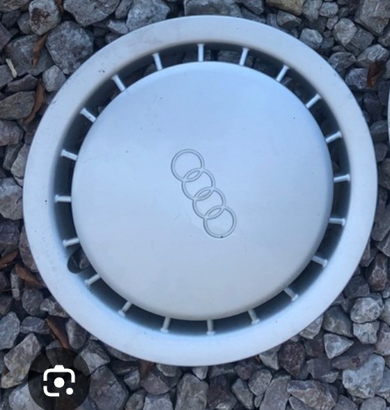 Kúpim takéto puklice 14 palcové 4ks