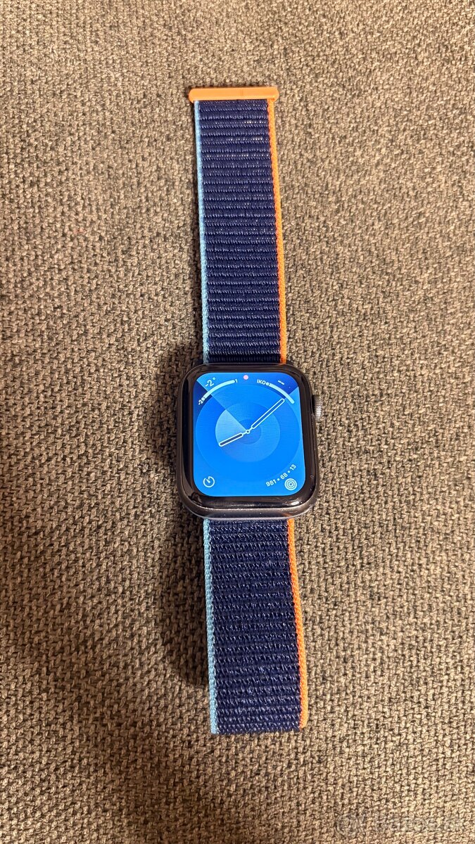 Predám Apple Watch SE 44mm 1.gen (2020)