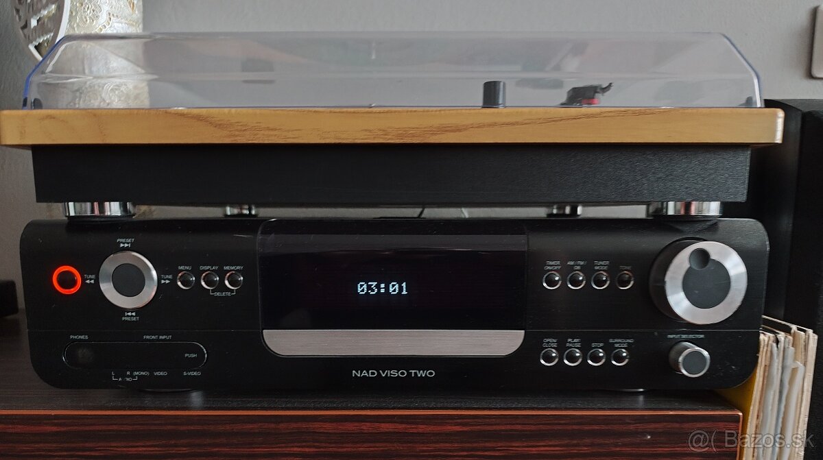 NAD VISO TWO stereo receiver s DVD prehrávačom