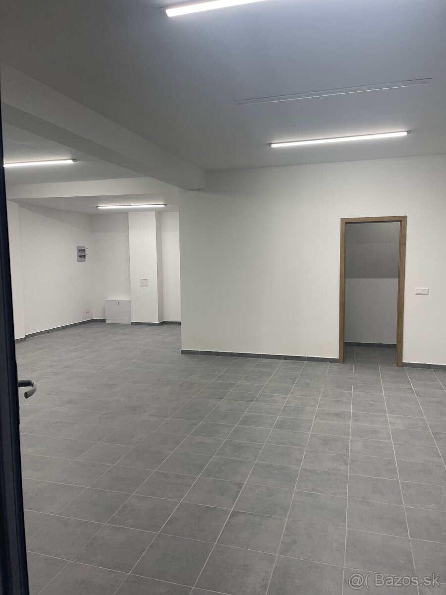 Prenájom v centre Námestova