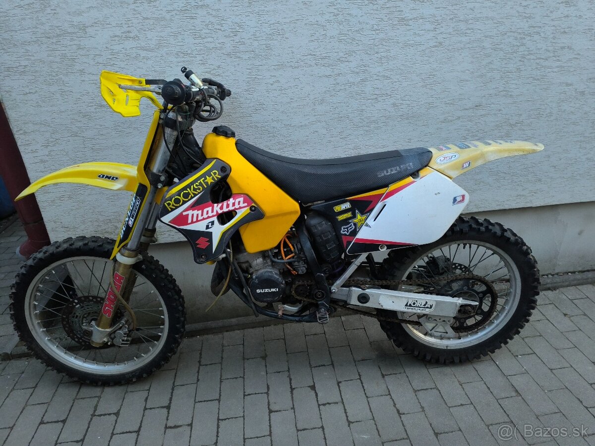 Suzuki RM 125