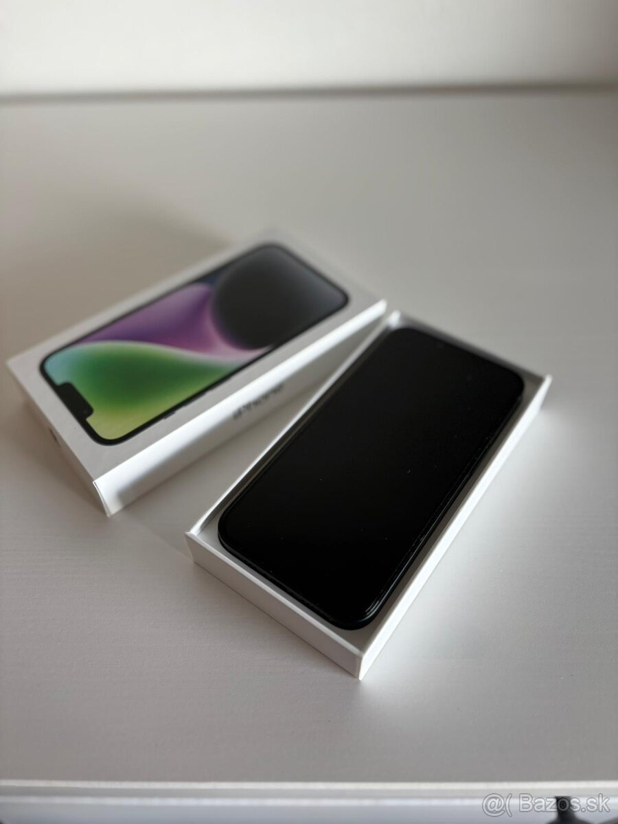 iPhone 14 - baterka 87%