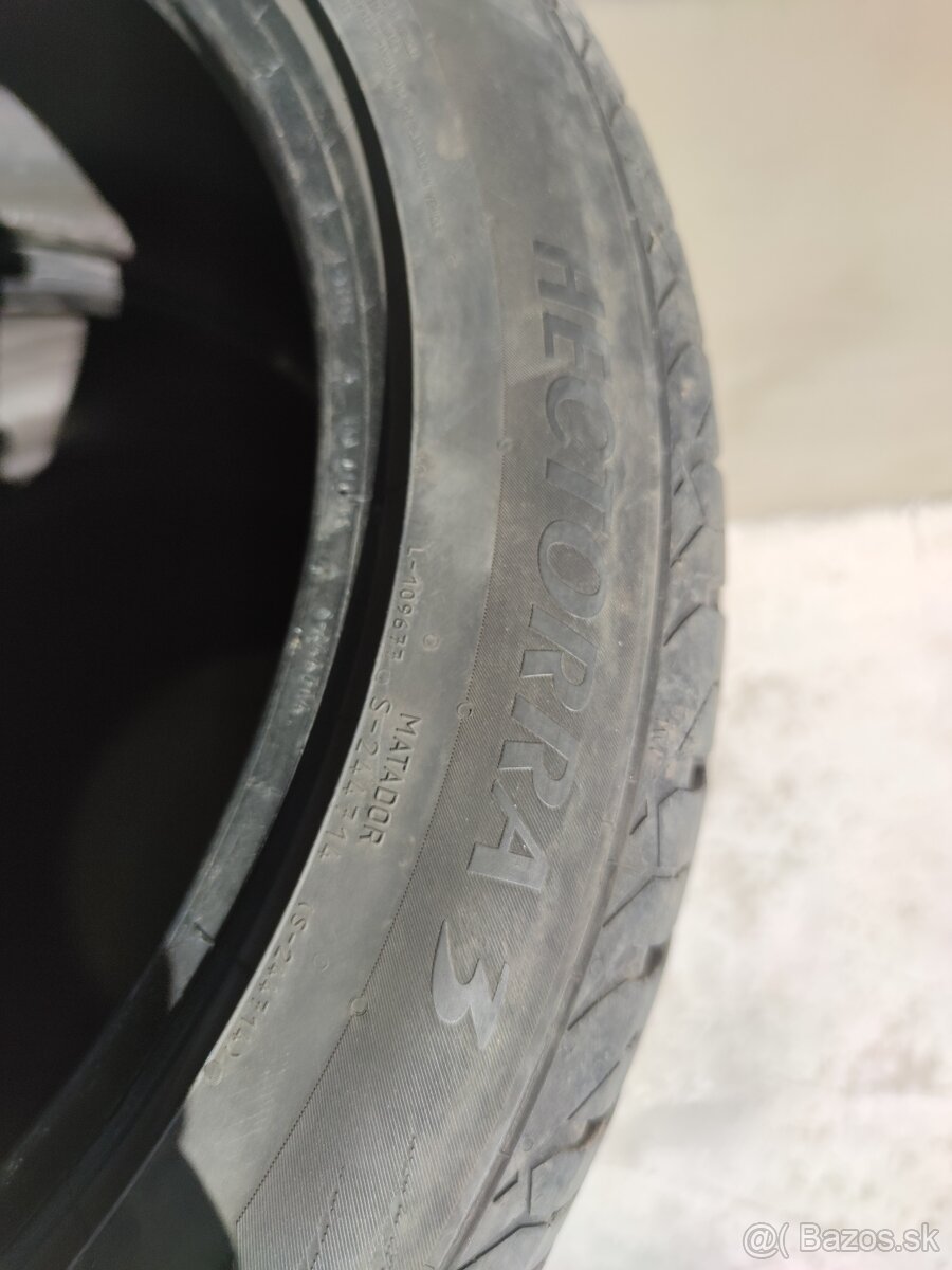 Pneumatiky 235 /45 R18