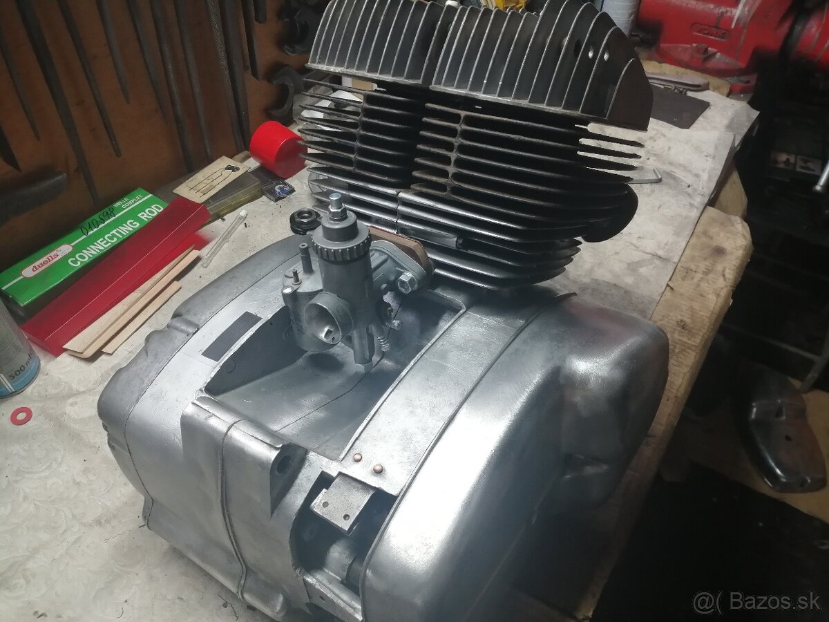 Motor jawa 623