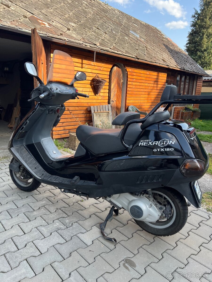 Piaggio superhexagon 180 gtx