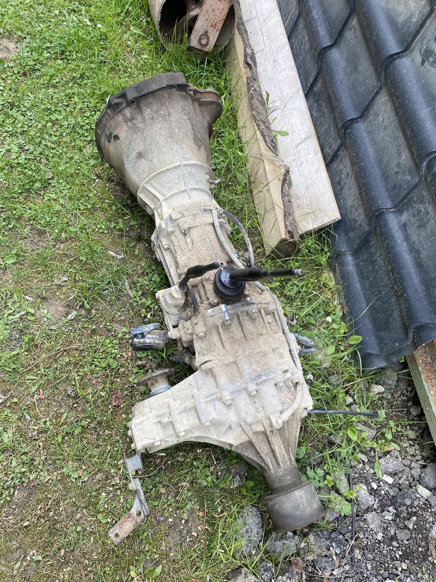Prevodovka Nissan Terrano 2,4i