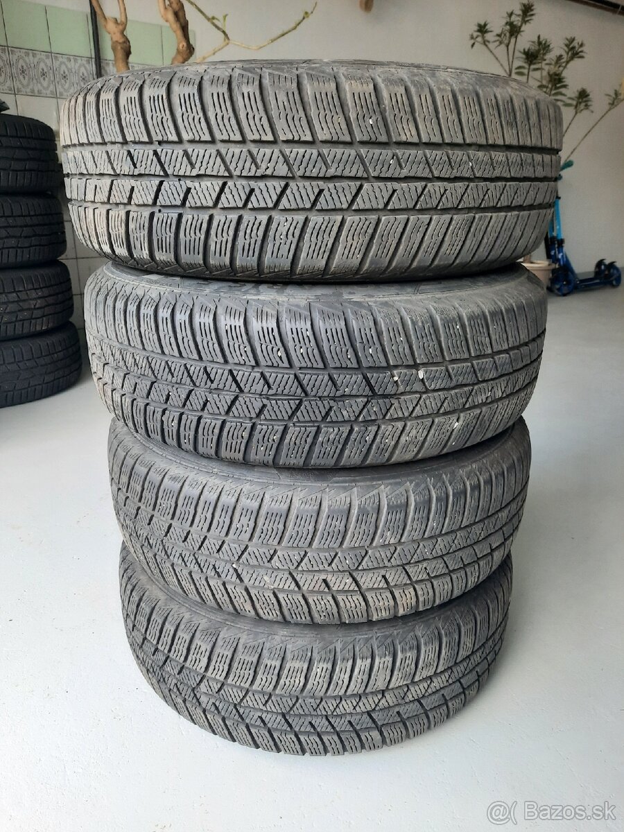 Zimny komplet 195/65/15