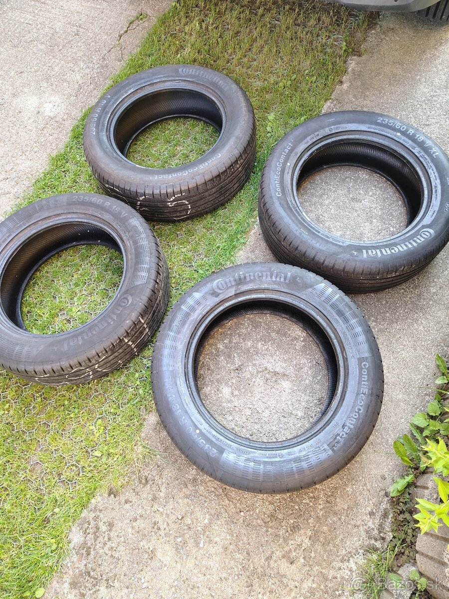 Continental 235/60 R 18 letné