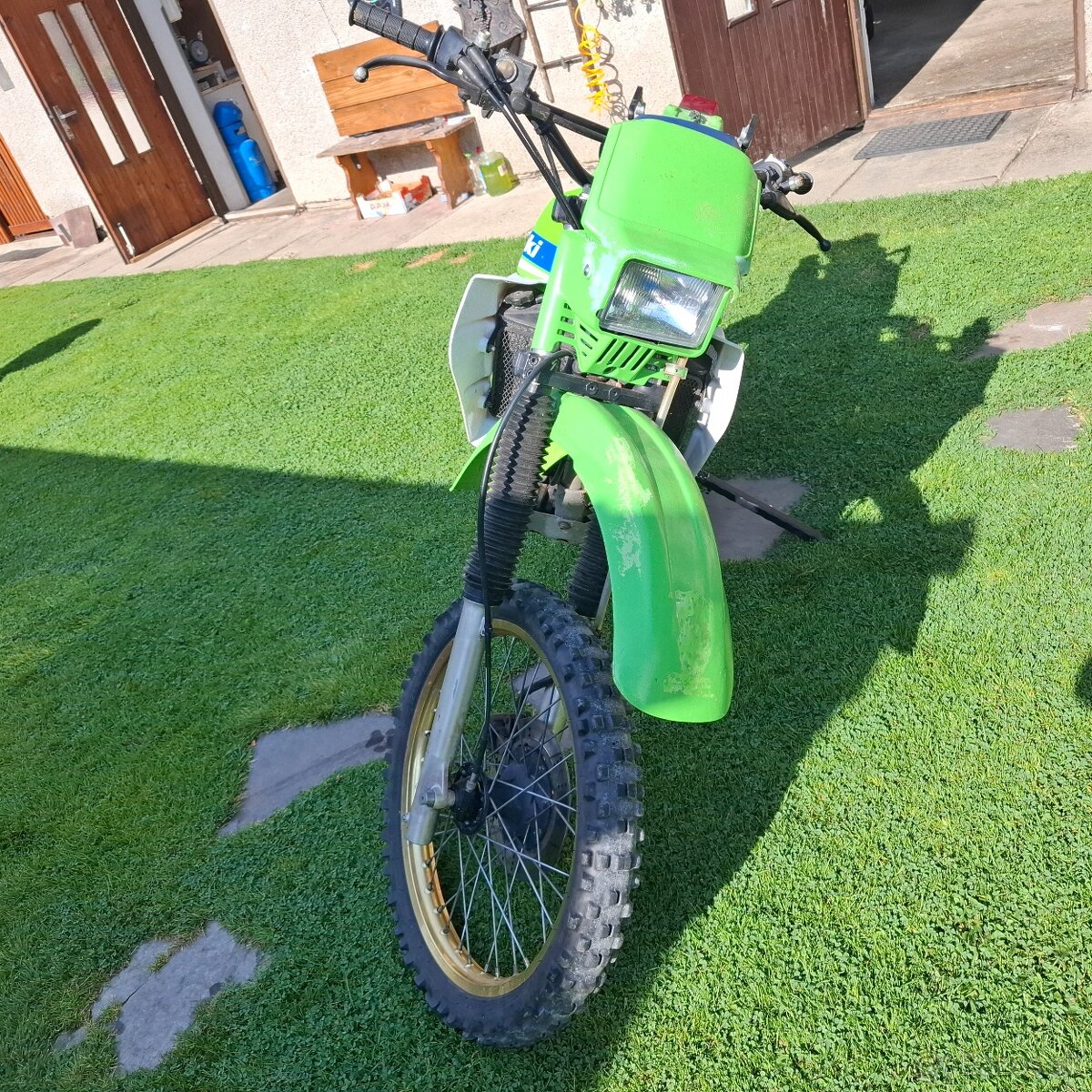 Klr 570