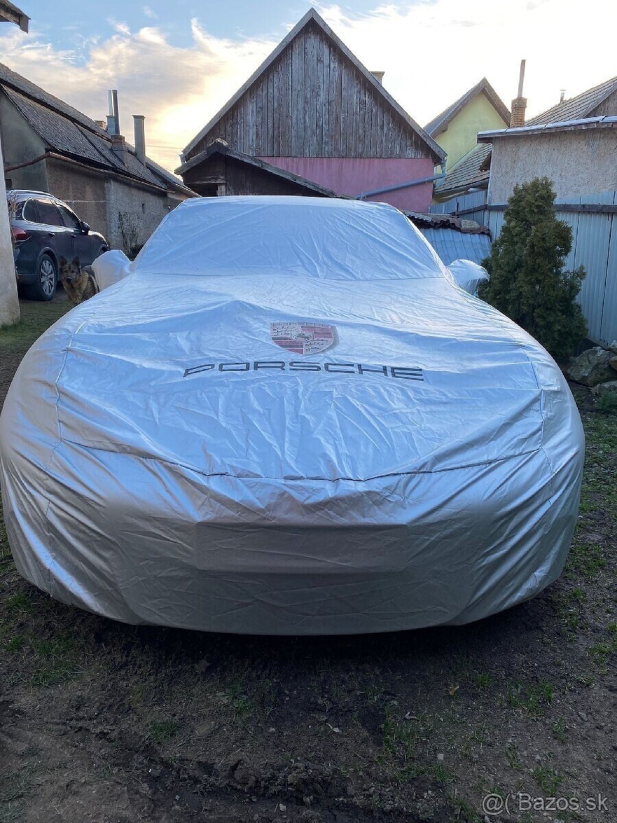 Porsche Panamera cover