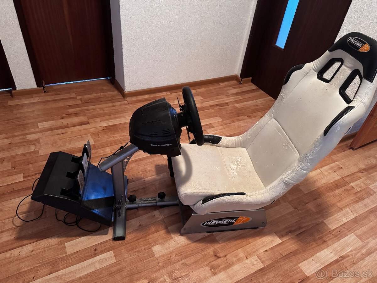 Thrustmaster T300 + playseat
