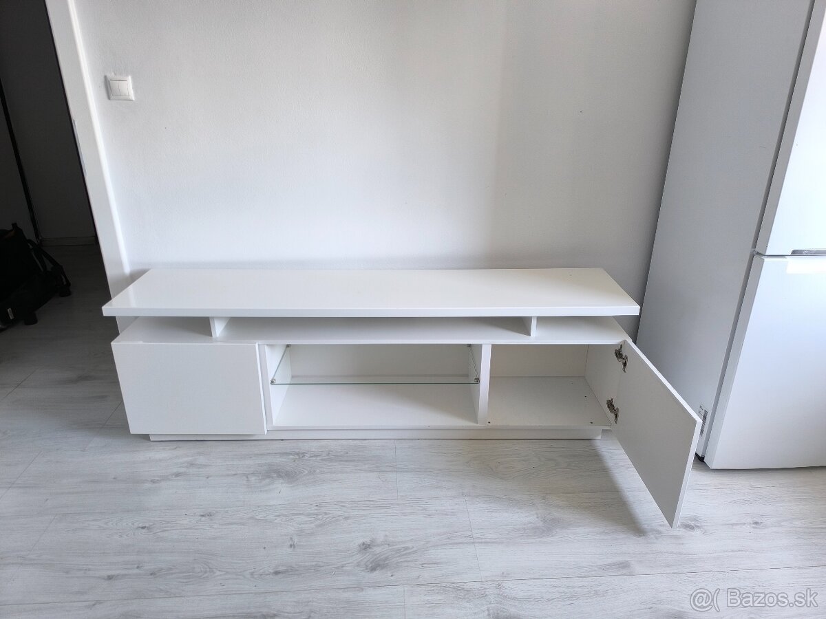 Skrinka pod tv biela 1804056cm