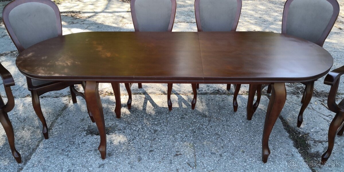 Masivny rozkladací stôl+6 ks stoliček
