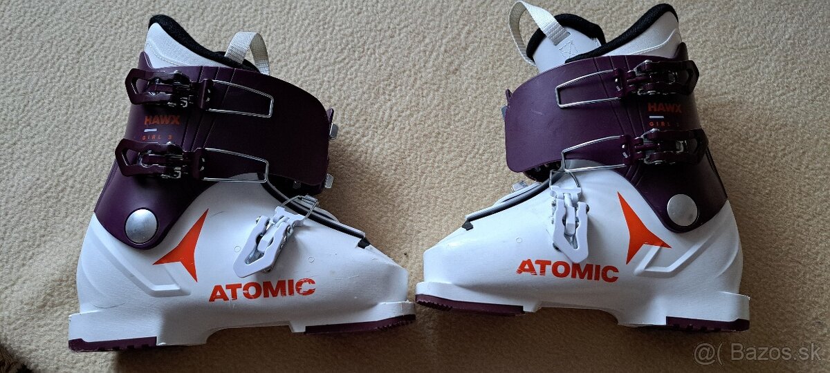 Dievčenské lyže, lyžiarky, palice a helma