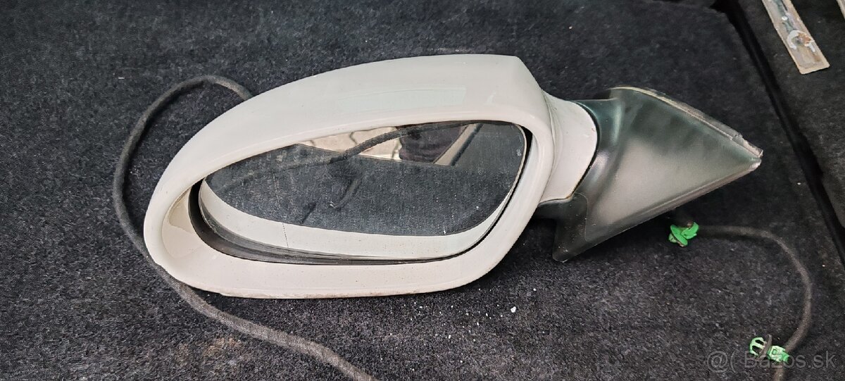 Spetne zrkadlo pasat b6