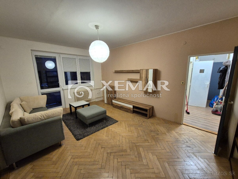 Na prenájom 2,5 iz byt v Banskej Bystrici, mestská časť U...