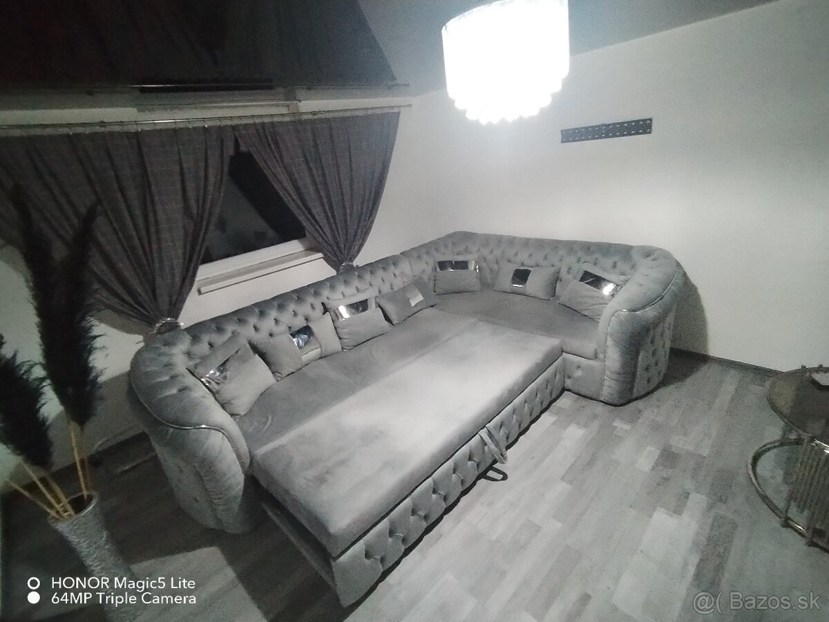 Rozťahovacia sedačka