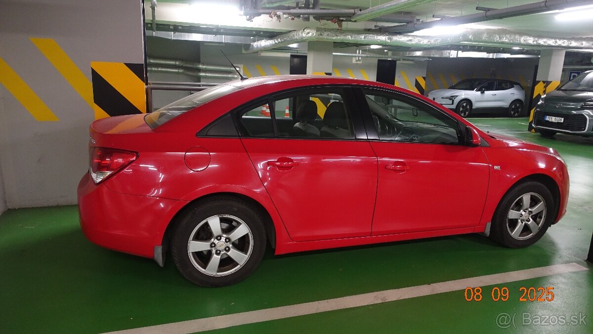 Predám Chevrolet Cruze