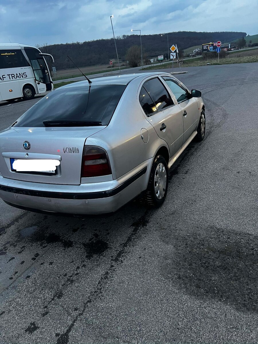 Predám skoda octavia 1.6i