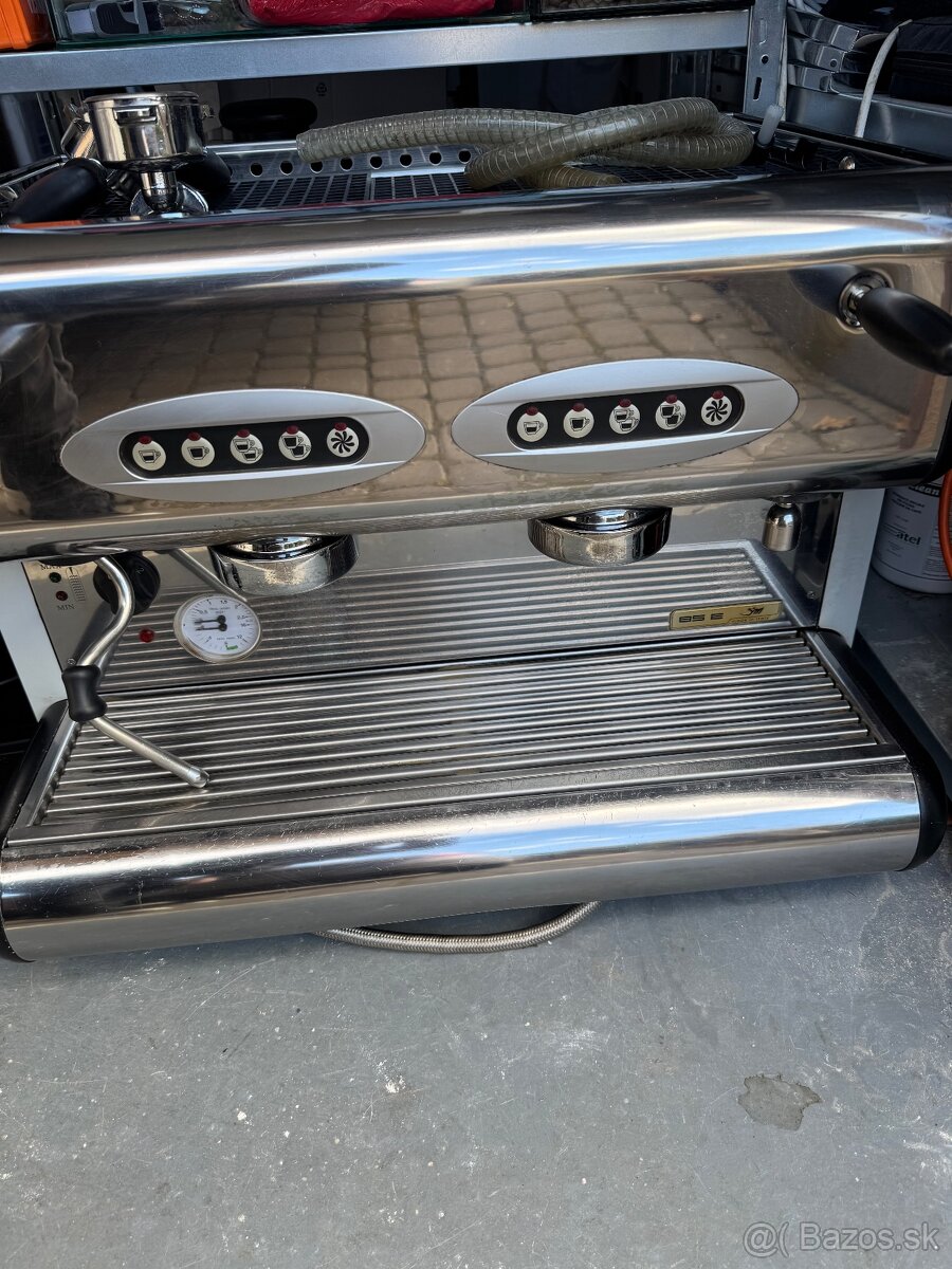 Predám kavovar San Marco SM 85e
