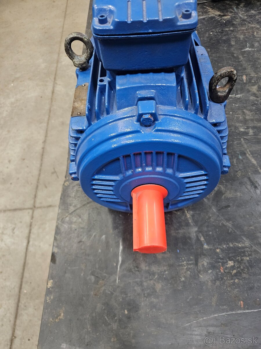 Elektromotor 7,5 kw, 2900 ot/min