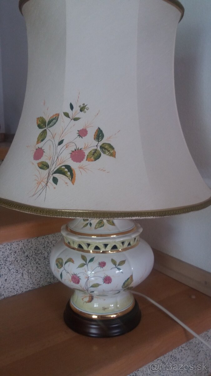 Stolova lampa -keramicka