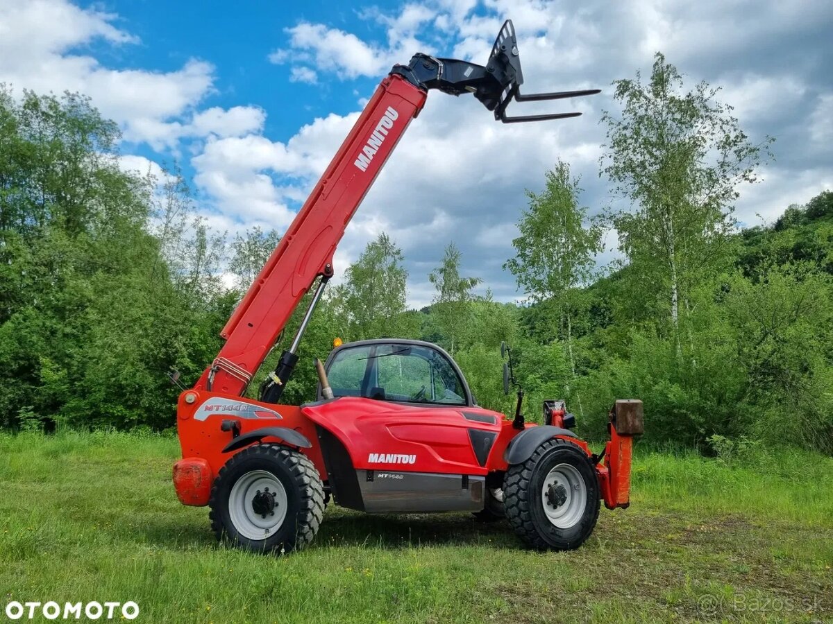 Teleskopický manipulátor Manitou MT1440, nový, z roku 2015,