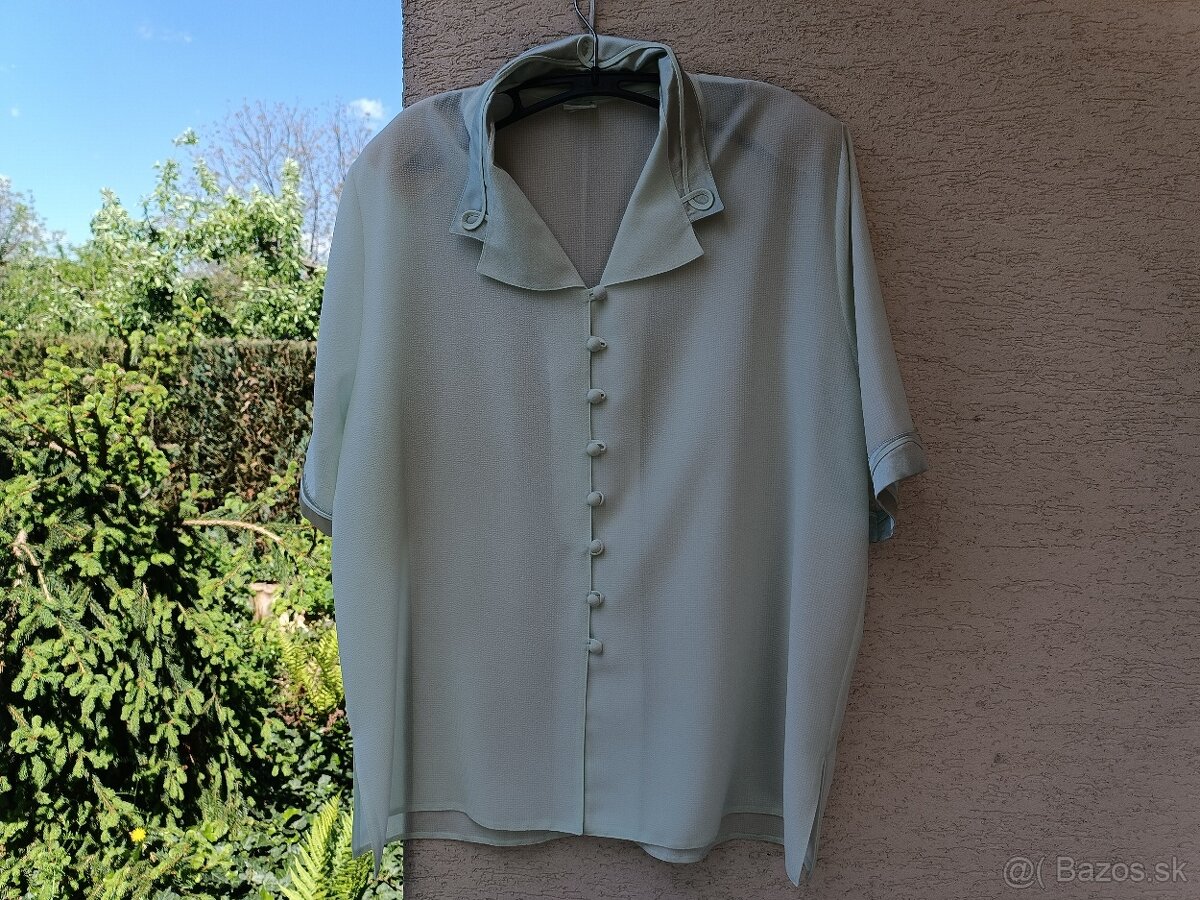 Bluzka s krátkym rukávom 48