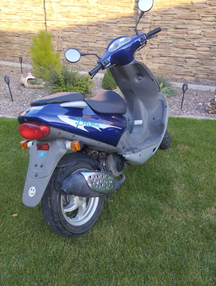 Skúter 50ccm