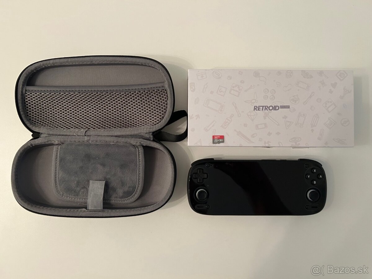Retroid Pocket 5 + príslušenstvo