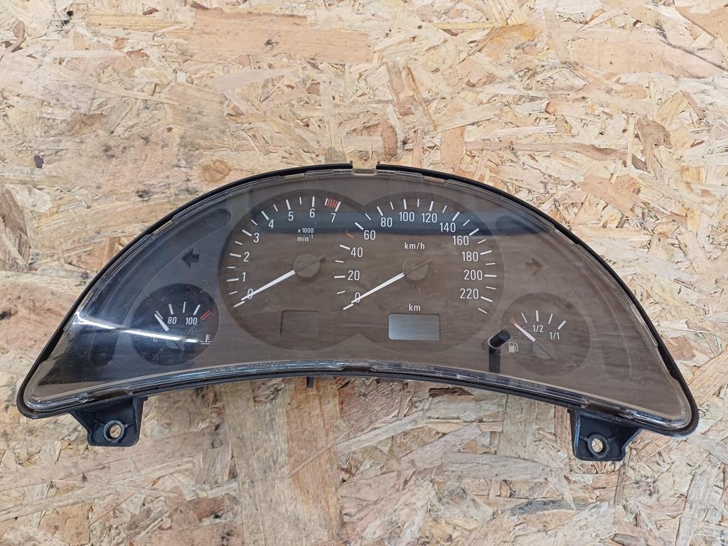 Opel Corsa C (2000-2010)  náhradní  díly