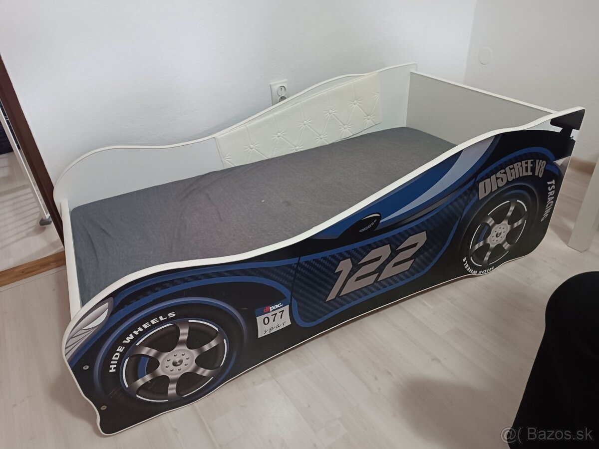 Detská posteľ auto